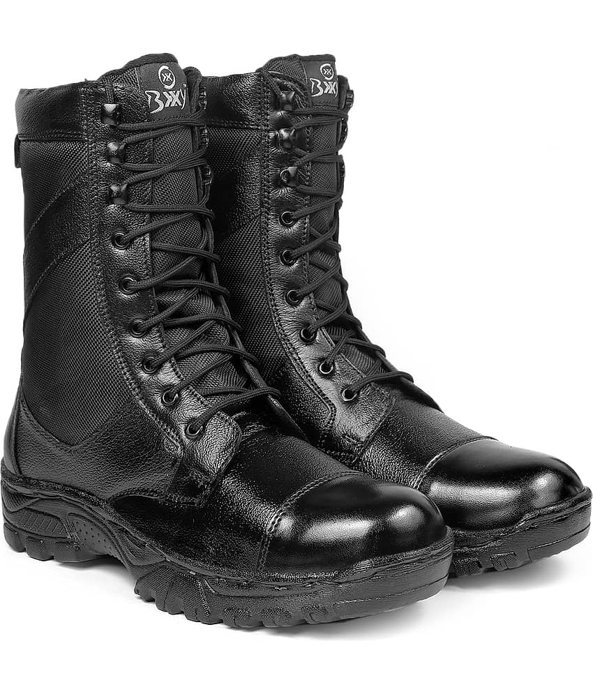 YUVRATO BAXI Black Hiking & Trekking Boot