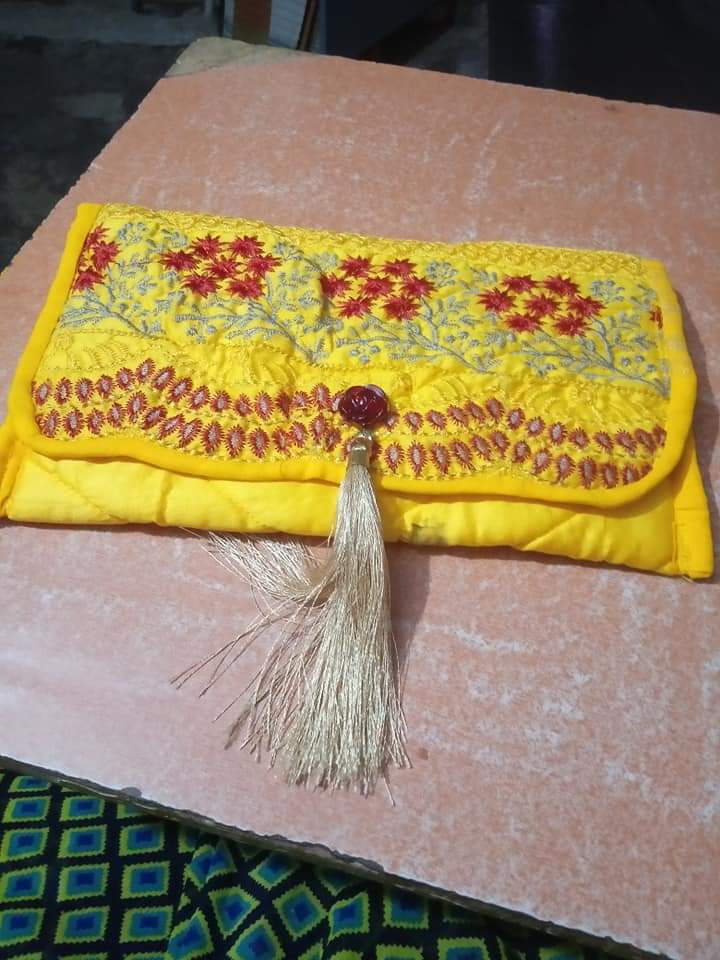 Handmade Ladies Hand Purse Made with Fabric 08 Inch