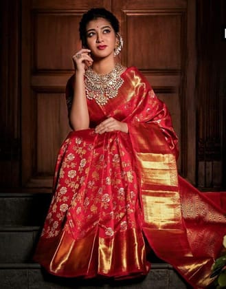 Zari Work Silk Saree With Blouse Piece