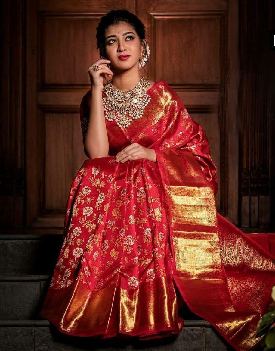 Zari Work Silk Saree With Blouse Piece