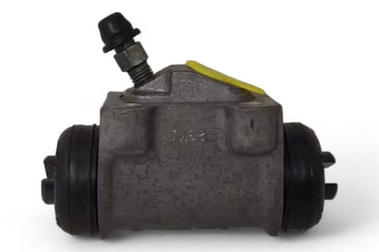 TVS Girling Rear Wheel Brake Cylinder - RH 29669320