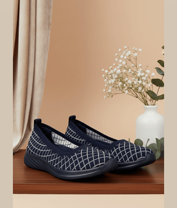 Adrun Blue Women's Slip On