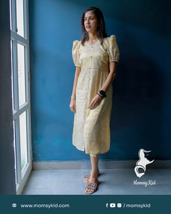 Golden Kasavu Peacock Western Wear With Pin Tucks - Short Sleeve Sleeve Golden Kasavu Peacock Western Wear With Pin Tucks - Short Sleeve Sleeve