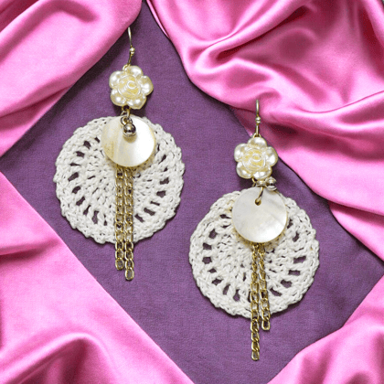 Crochet Shell Dangler Earrings | White