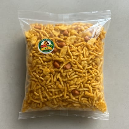 Kusum Stores's traditional indian chivda snack