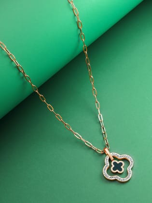 Morison Celtic Knot Pendant Set Intricate and Meaningful