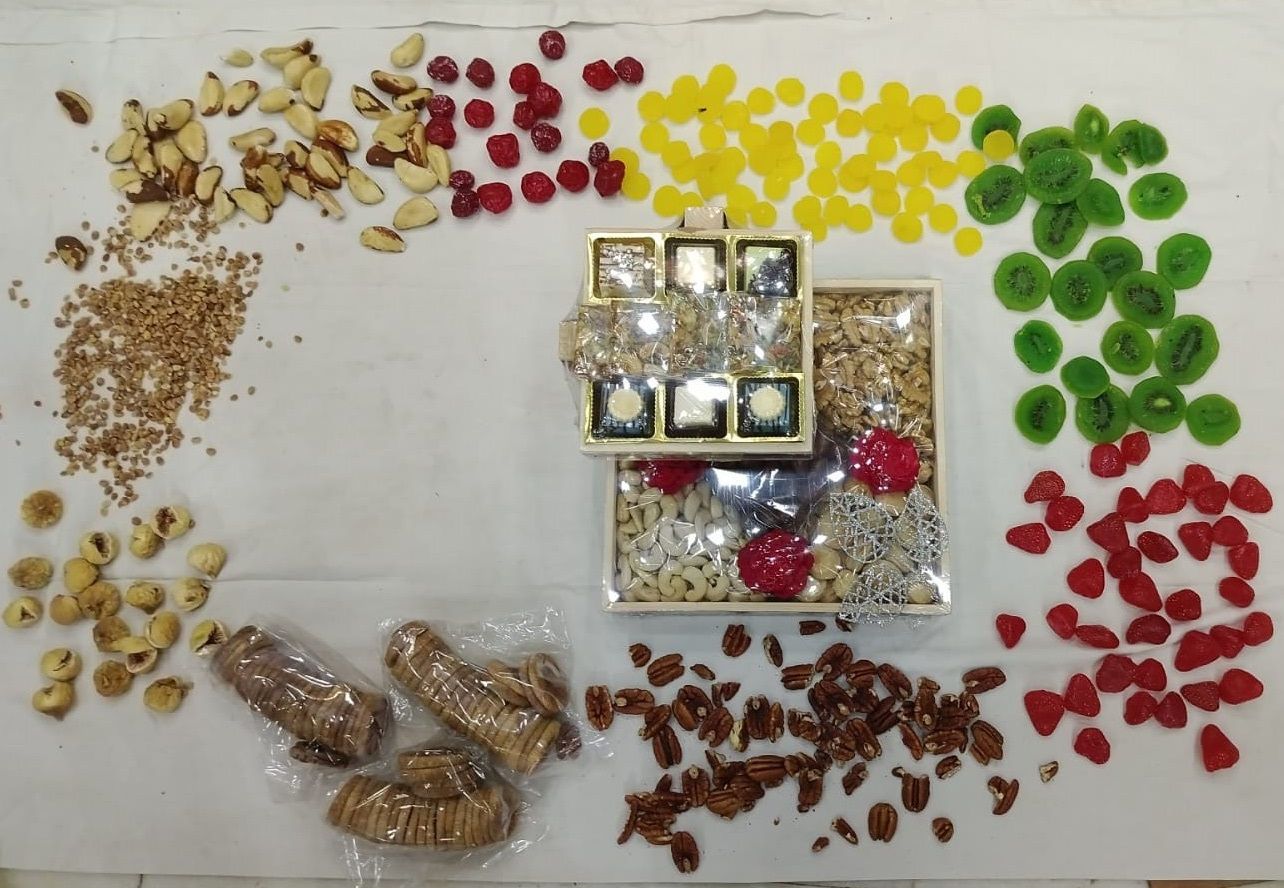 Assorted Dry Fruits Gift Box