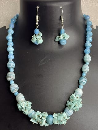 Gemstone Beads Necklace for Women Turquoise Lightweight Gemstone Beads Necklace for Women Turquoise Lightweight