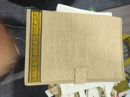 Jute files and other jute bags.