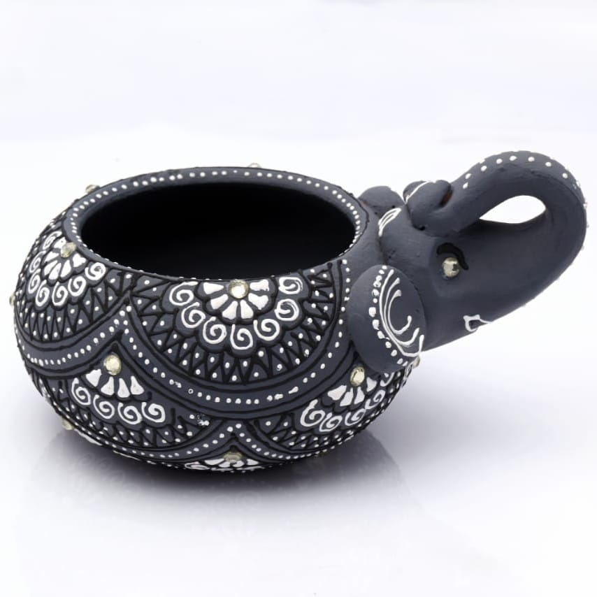 DECOREER Grey Elephant Terracotta Tealight Holder