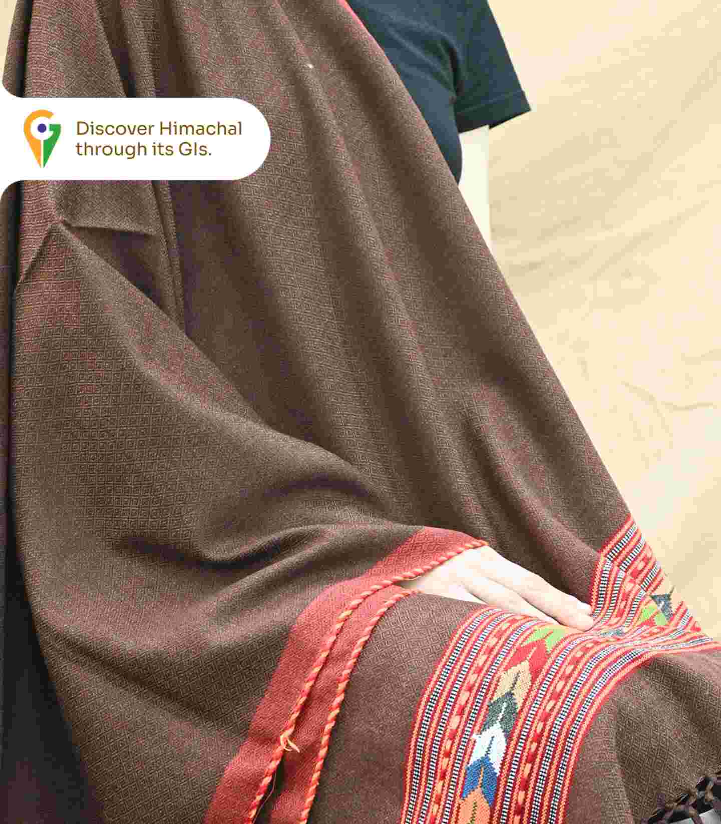 Himachali Pure Kullu Handloom Stole – Brown, Handcrafted Winter Elegance