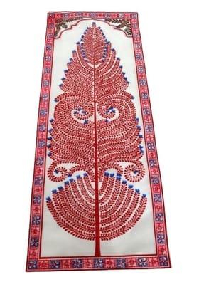 Palak Saxena Handmade designing tree (Leaf) Wall hanging Pattachitra Art Work on Tussar Silk for Home and Office Decoration Pattachitra painting Hand painted wall decor Palak Saxena Handmade designing tree (Leaf) Wall hanging Pattachitra Art Work on Tussar Silk for Home and Office Decoration Pattachitra painting Hand painted wall decor