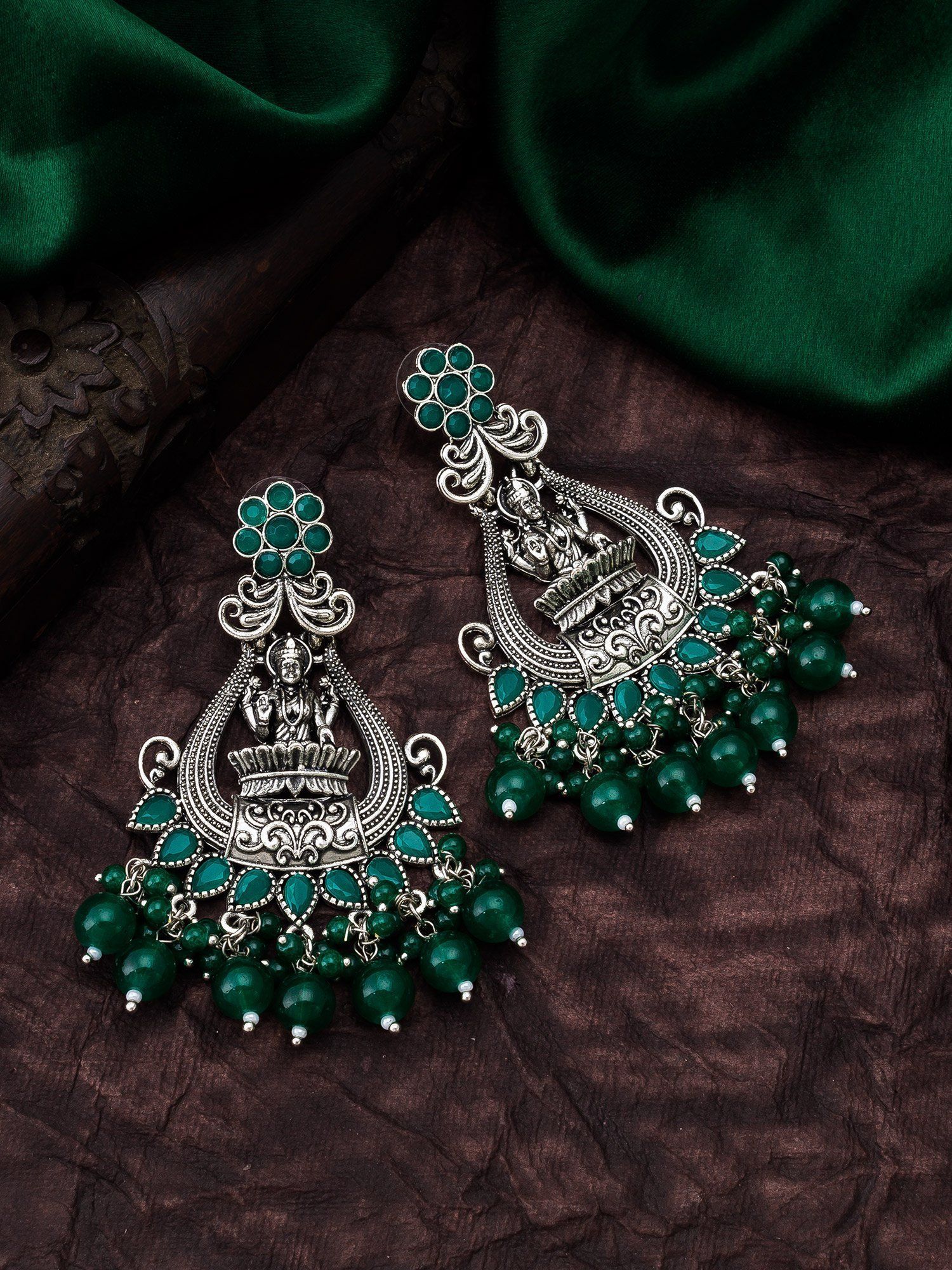 Morison Golden Chain Earrings Effortless Glamour with a Modern Twist