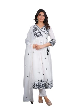 Elegant Women’s Kurta Set with Dupatta | Ethnic Printed Straight Kurta with Pant & Dupatta for Festive & Daily Wear