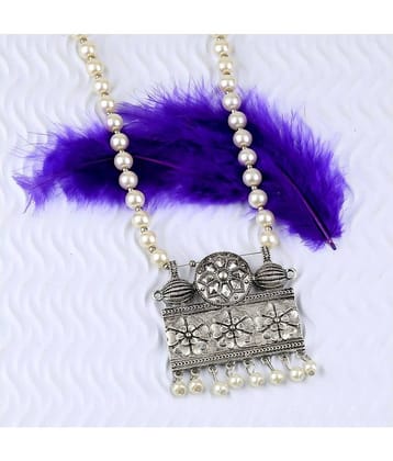 SILVERSHINE Elegant Silver Plated With Pearl  Pendant mala set for Women girl