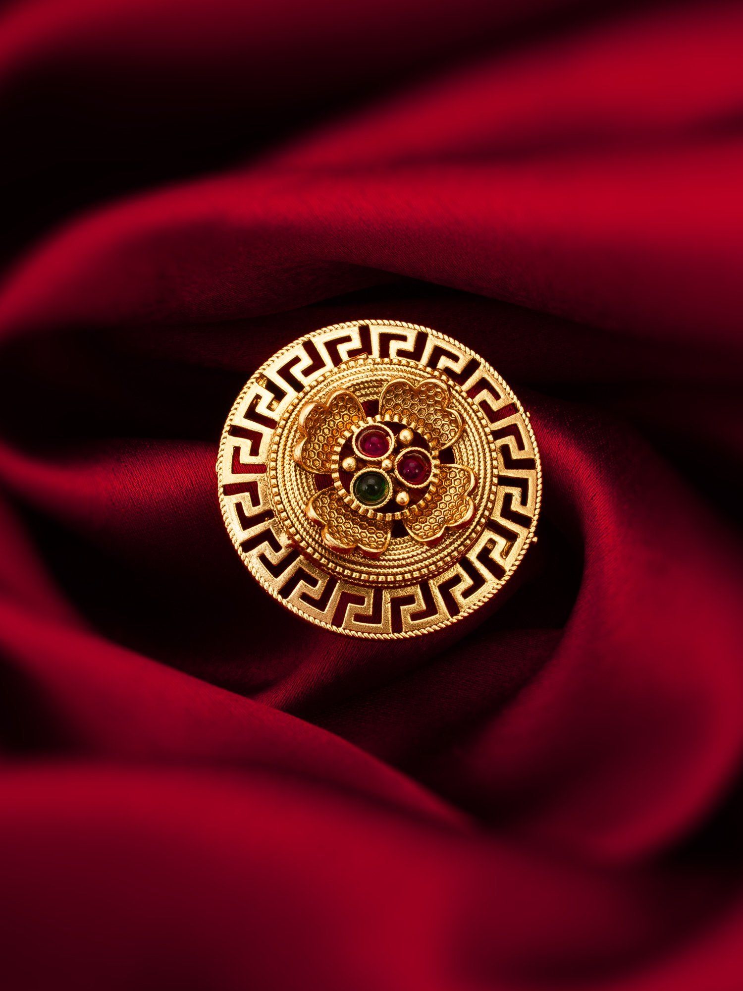 Morison Bold Spiral Gold Ring Redefine Modern Style