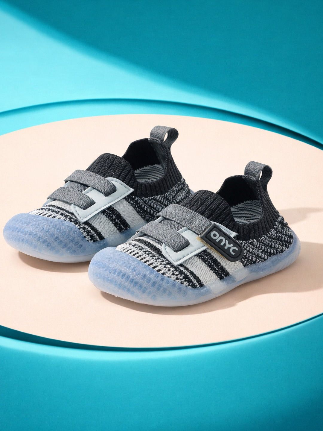 Smooth Toddlers' First Step Shoes - Black (Unisex)