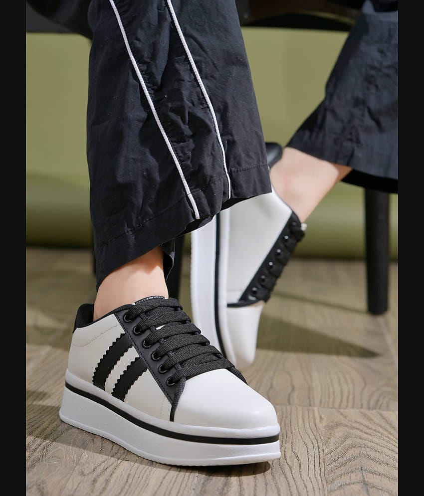 Shoetopia Black Women's Sneakers