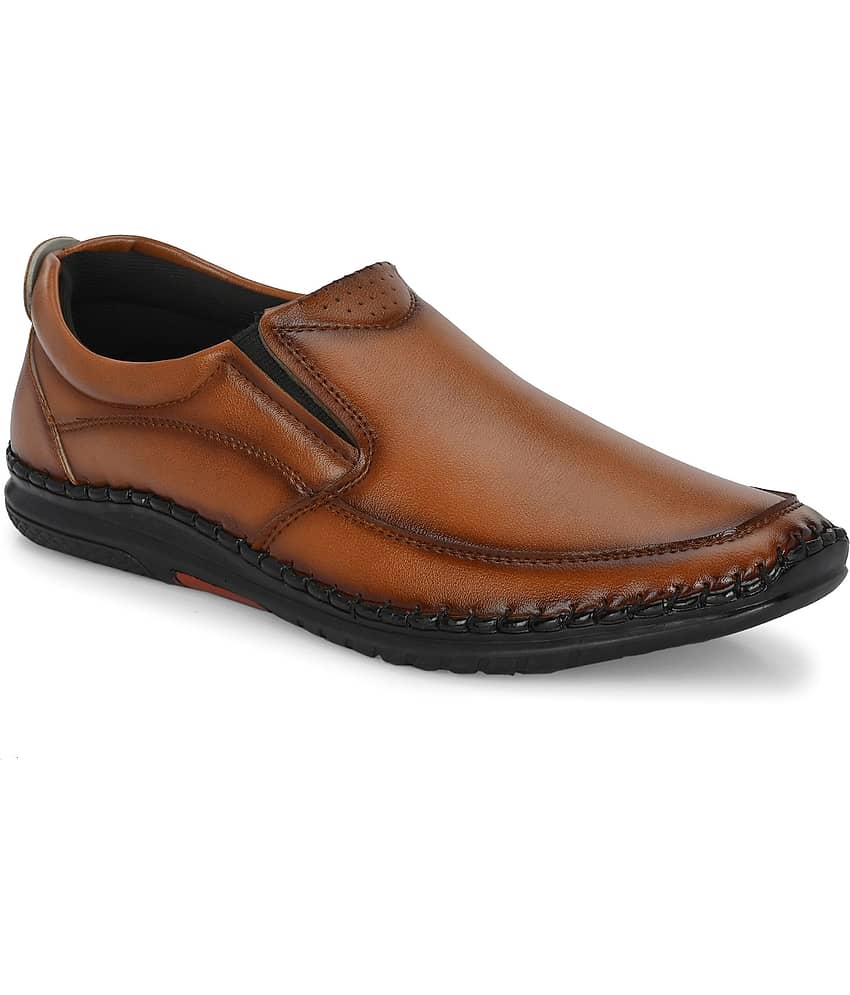 Bucik Black Men's Slip On Formal Shoes