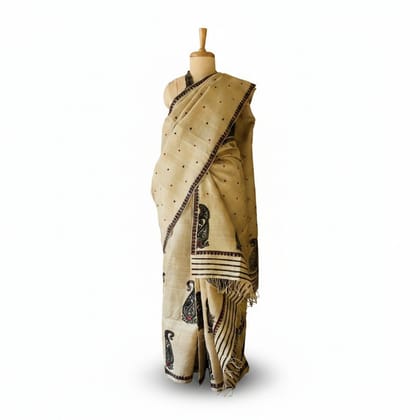 Hand-Woven Ethnic Saree with Traditional Paisley Motifs