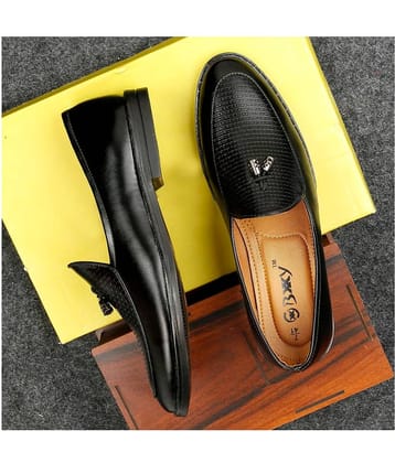 YUVRATO BAXI Tassel Artificial Leather Black Formal Shoes