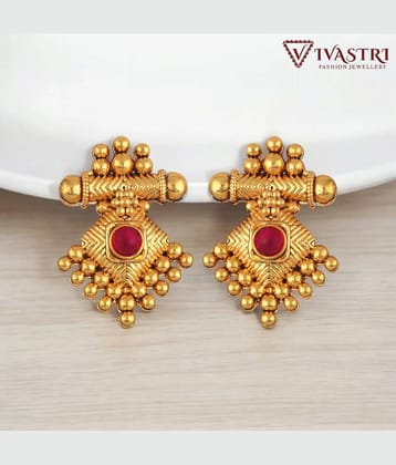 VIVASTRI Golden Stud Earrings ( Pack of 1 )