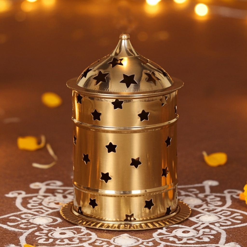 Brass Table Decor Oil Lamp, Deepak  - Antique Brass Hanging Diya for D�cor, Height : 7.2 Inch (ZMAS539 D)