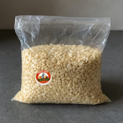 Meera Shop's urad dal (split black gram)