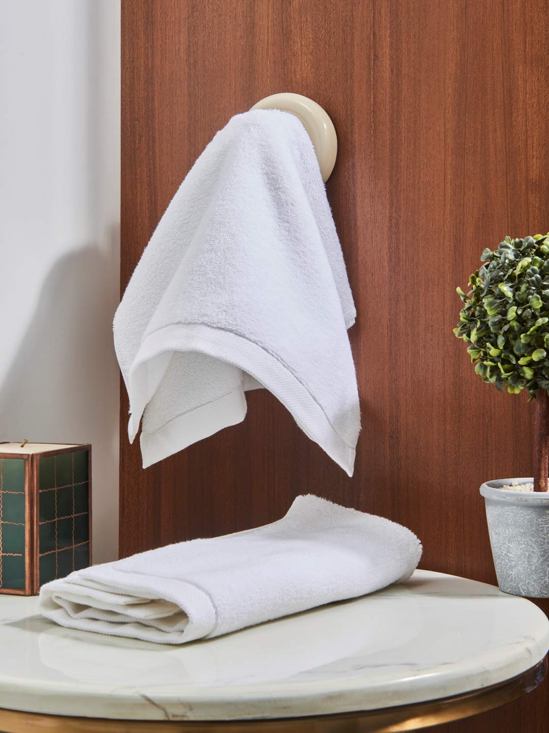 DDECOR - Midas Collection 100% Cotton Bomboo    Hand Towel |40 CM X 60 CM| - White