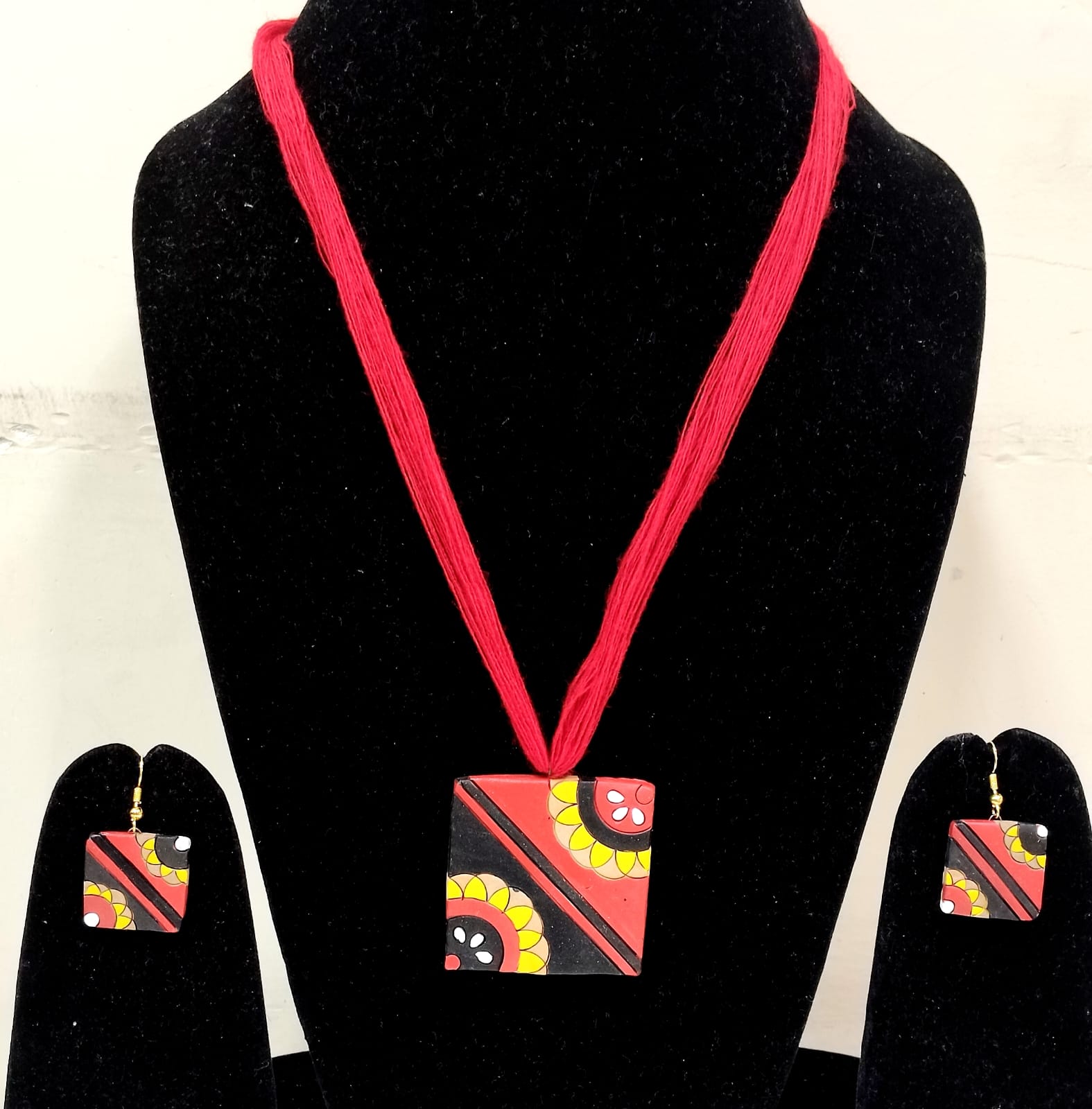 Jewellery Set Q