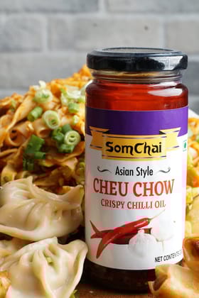 Somchai Cheu Chow Crispy Chilli Oil (230g) | Crunchy Garlic & Chilli | Dim Sum Condiment Somchai Cheu Chow Crispy Chilli Oil (230g) | Crunchy Garlic & Chilli | Dim Sum Condiment