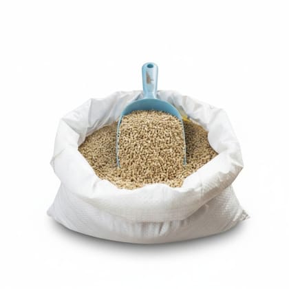 NutriBoost Premium Cattle Feed - 10kg - 10 kg - One 10kg bag of cattle feed with one plastic scoop