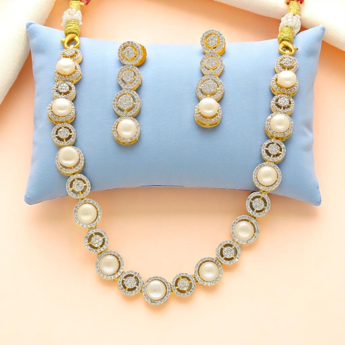 Ravishing Luxy Pearl Necklace Set