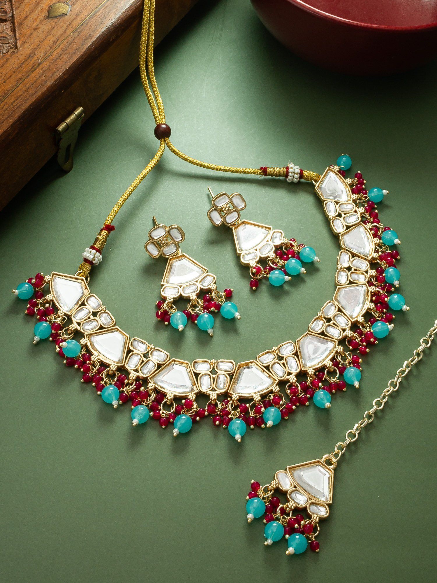 Morison Majestic Gold Necklace Set Redefine Your Glamour