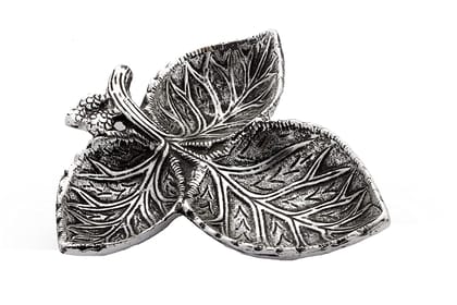 DreamKraft Metal Dry Fruit Tray for Dining Table Decoration (Silver)