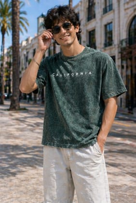 Hue Nox Men's Green California Graphic Oversized T-Shirt