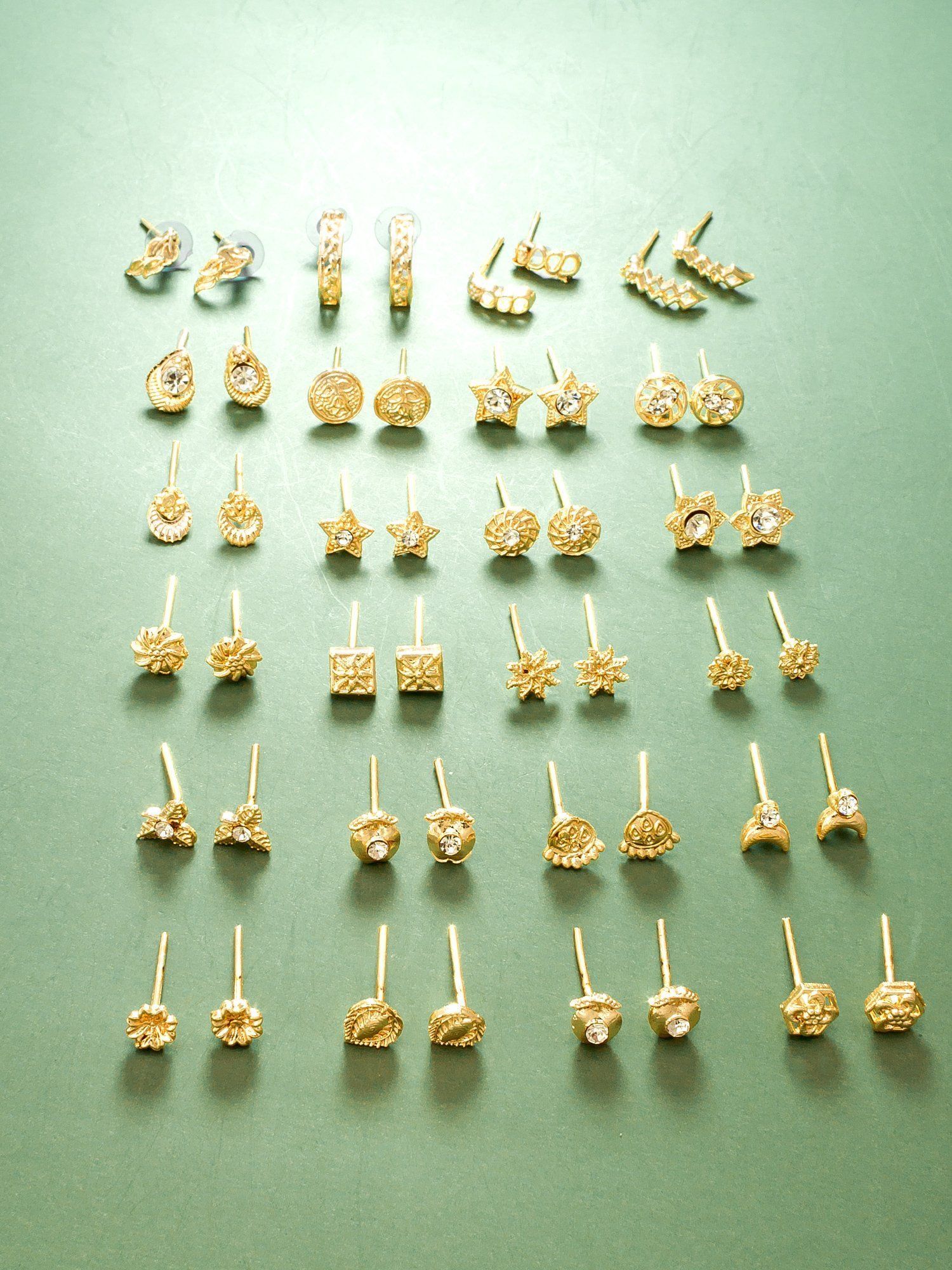 Morison Golden Hoop Earrings A Timeless Classic for Every Occasion