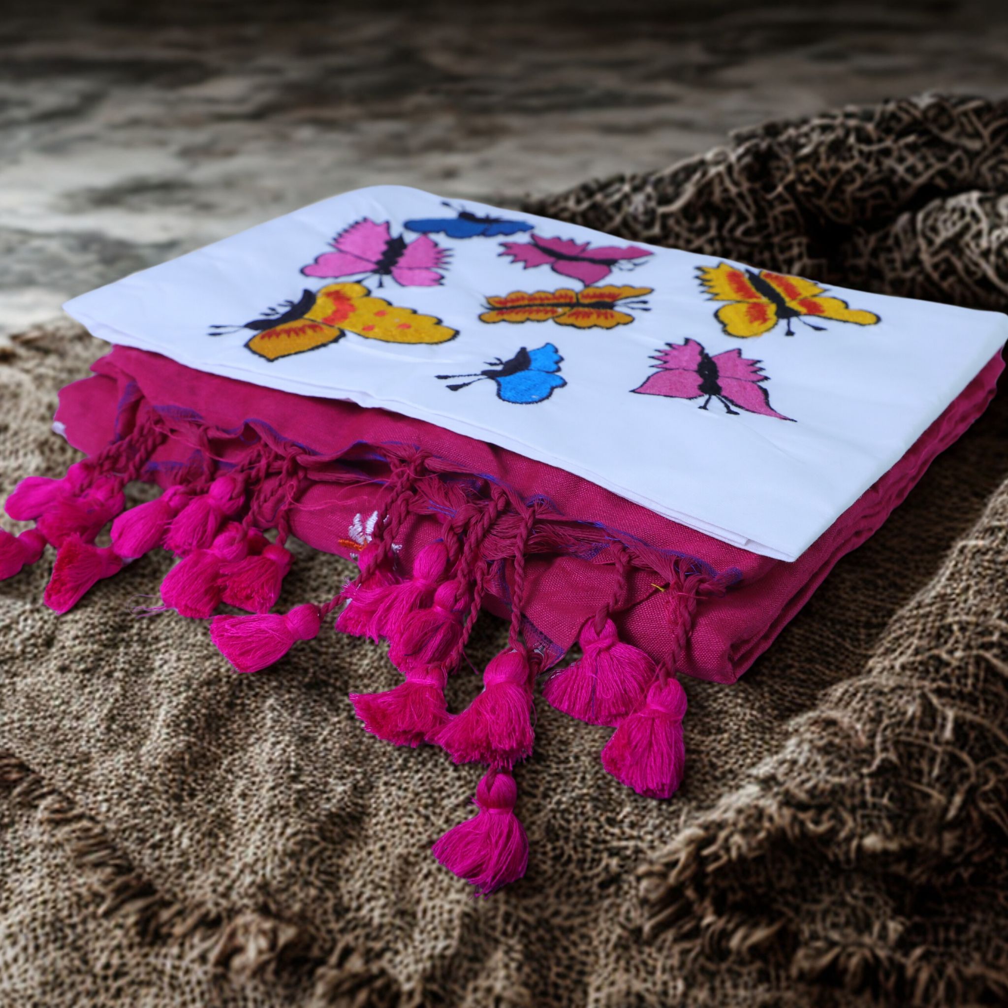 Khadi handloom Cotton Prijatak Saree [27X5X32cm]