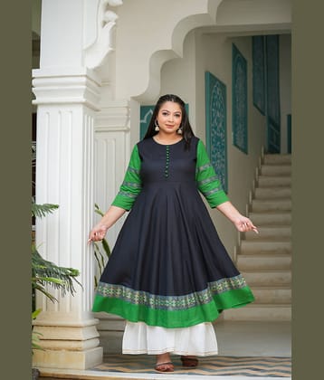Yash Gallery Women Rayon Solid Anarkali Kurti ( Black )