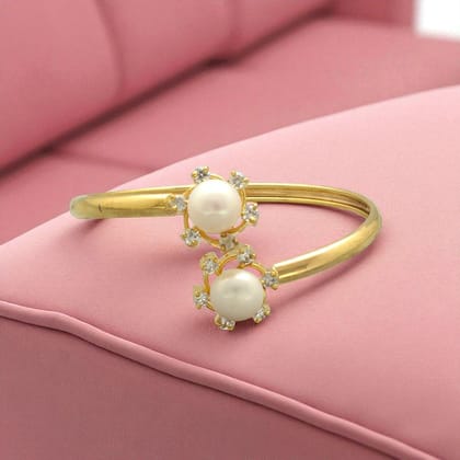 Glevara Pearl Bracelet