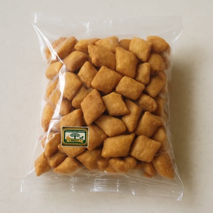 Madan Hati Trends's shakkarpara - traditional indian snack