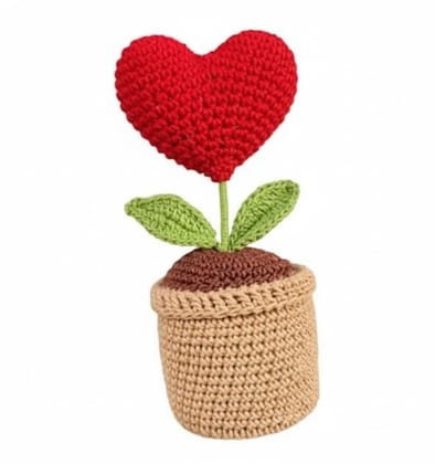Crochet heart Pot