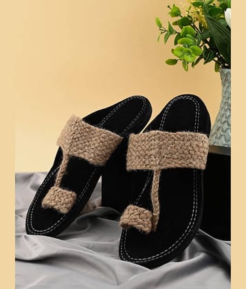 Anjaneya Creations Beige Men's Daily Slipper