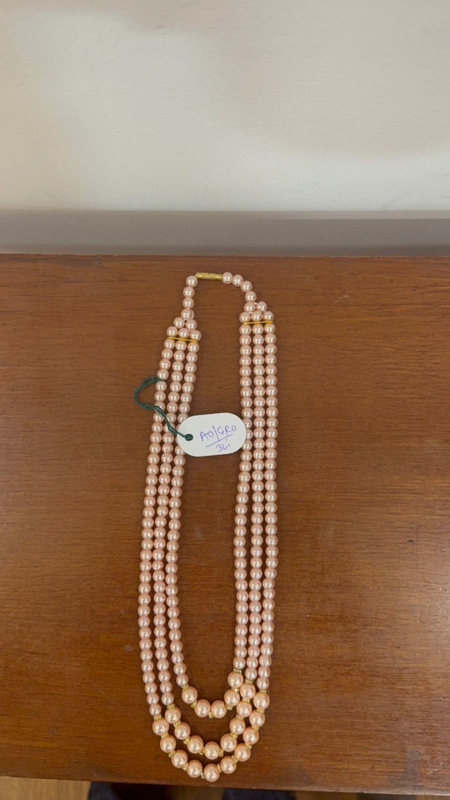 ladi pink white moti swagat mala