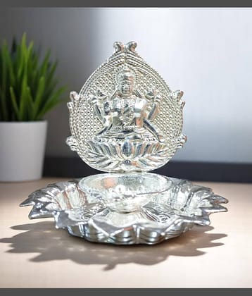 Sigaram Brass Table Diya - Pack of 1
