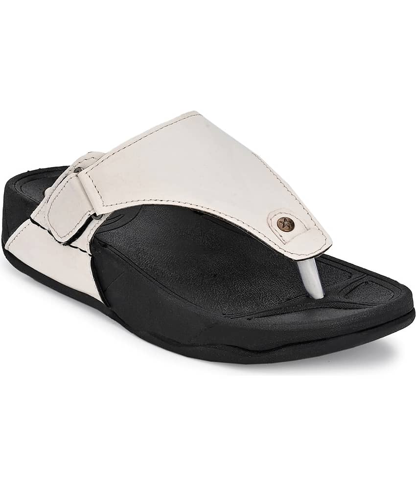 Big Fox White Men's Thong Flip Flop