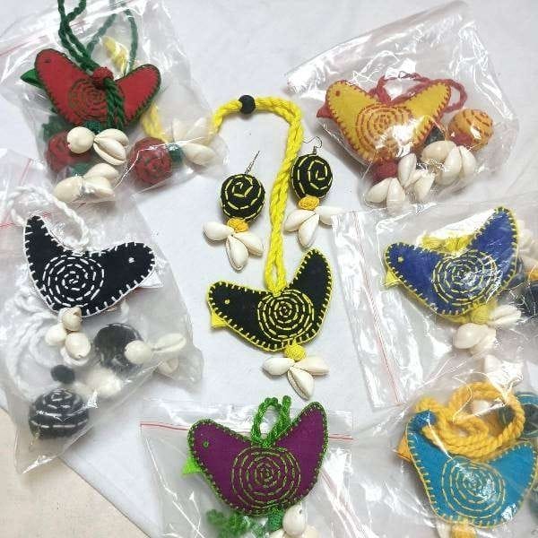 neckpiece