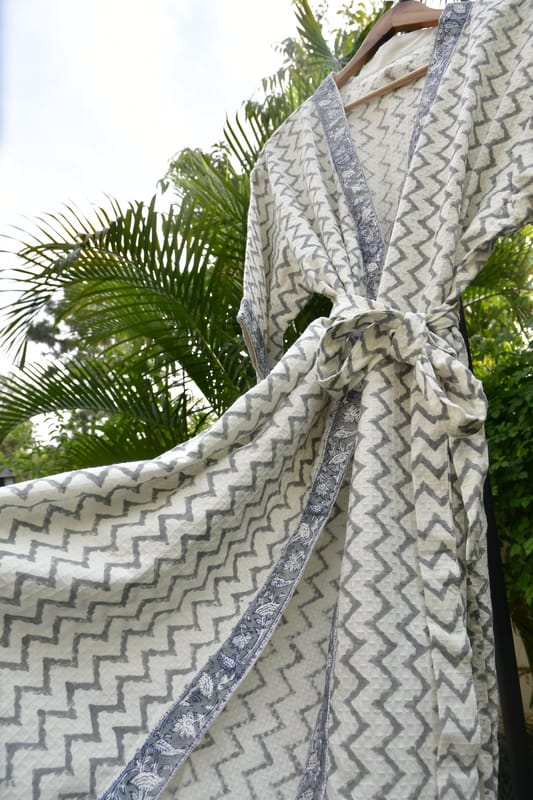 ... ...