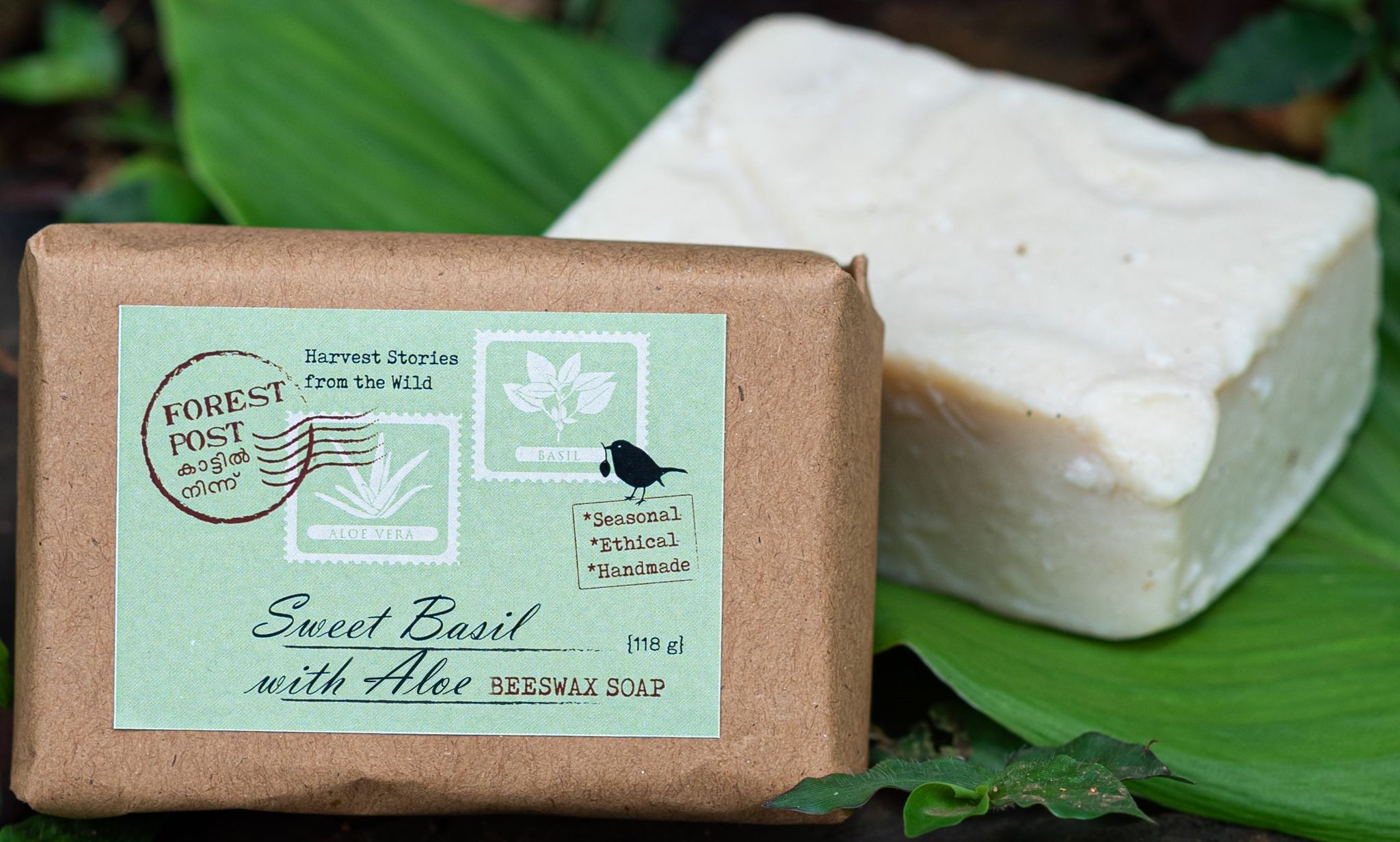 Beeswax Handmade Sweet Basil with Aloe vera Soap 118 gram (1TORSOPTN00268)