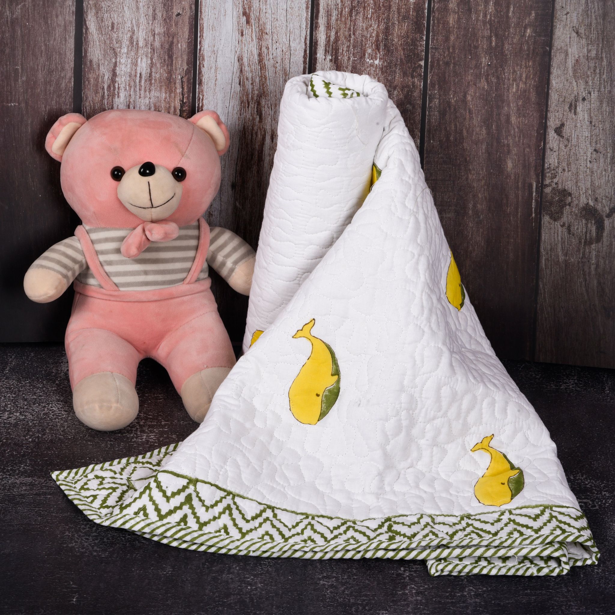 Hand Block Printed Cotton Baby Quilted blanket (light Rajai) – Quilted, 60x40 inches (100x150 cm) Green Yellow Dolphin